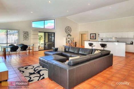 Property photo of 22 Albert Place Parkinson QLD 4115