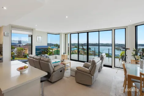 Property photo of 1/1 Patrick Court Merimbula NSW 2548