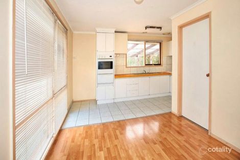 Property photo of 2 Eastgate Road Craigieburn VIC 3064
