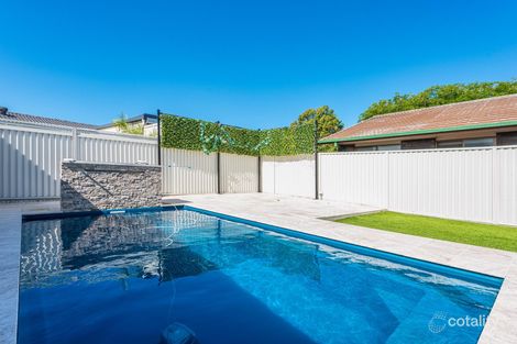 1/79 Mountain View Ave, Miami, QLD 4220