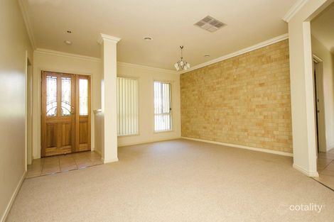 Property photo of 6 Lytham Court West Wodonga VIC 3690