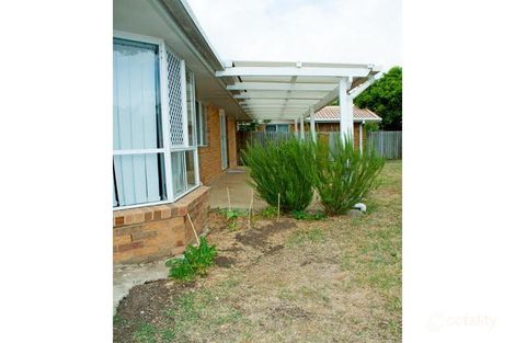 Property photo of 11 Hillcrest Place Flinders View QLD 4305