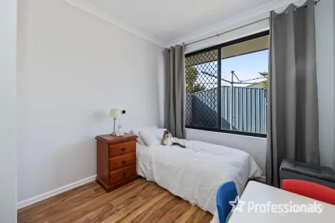 Property photo of 24 Santona Boulevard Ellenbrook WA 6069