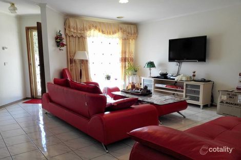 Property photo of 63 Botanical Grove Doveton VIC 3177