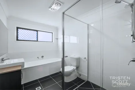 Property photo of 1/13 Mumford Road Narangba QLD 4504