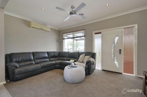 Property photo of 13 Chenhall Crescent Traralgon VIC 3844