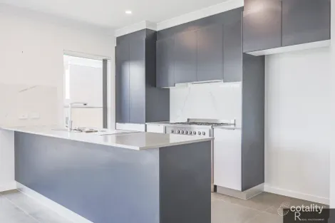 Property photo of 18 Langland Circuit Walloon QLD 4306