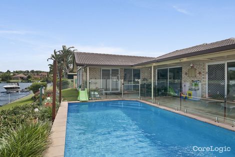 Property photo of 33 Saltwater Terrace Helensvale QLD 4212