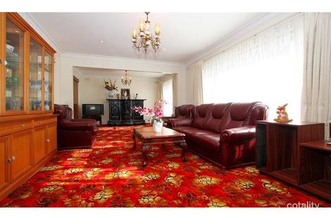 Property photo of 15 Golf Avenue Kingsbury VIC 3083