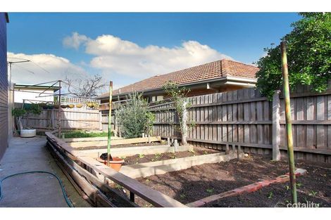 Property photo of 15 Golf Avenue Kingsbury VIC 3083