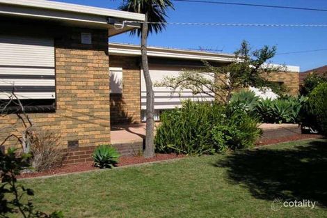 Property photo of 72 Illawarra Crescent Dandenong North VIC 3175