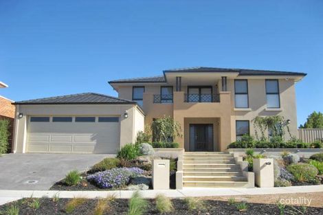 18 Blackman Cres, Taylors Lakes, VIC 3038