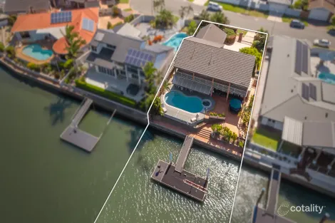 7 Pebble Beach Dr, Runaway Bay, QLD 4216