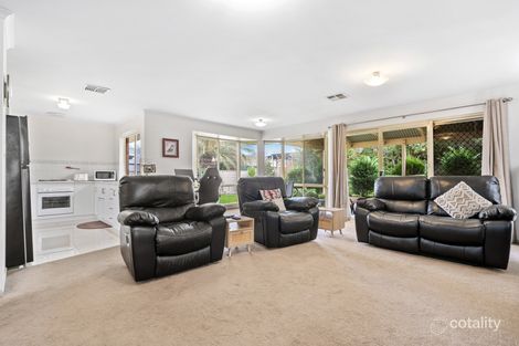 Property photo of 33 Parken Court Noarlunga Downs SA 5168