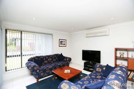 Property photo of 53 Green Point Drive Belmont NSW 2280