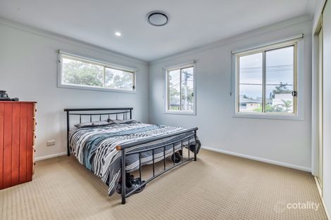 Property photo of 2/2 Sandown Avenue Benowa QLD 4217