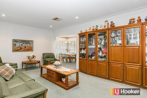 Property photo of 12 Blue Wren Close Green Point NSW 2251