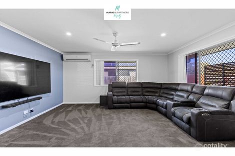 Property photo of 33 Parakeet Circuit Kawungan QLD 4655