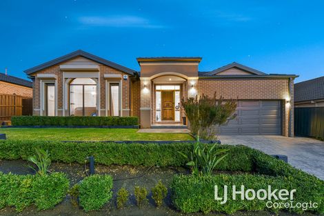 Property photo of 70 Skyline Way Berwick VIC 3806