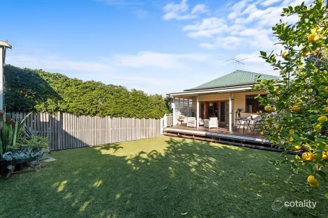 Property photo of 37 Myrtle Street Grange QLD 4051