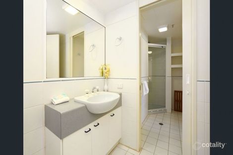 Property photo of 77/129 Surf Parade Broadbeach QLD 4218