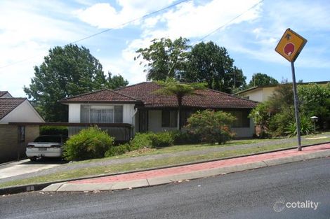 7 Kinarra Ave, Wyoming, NSW 2250