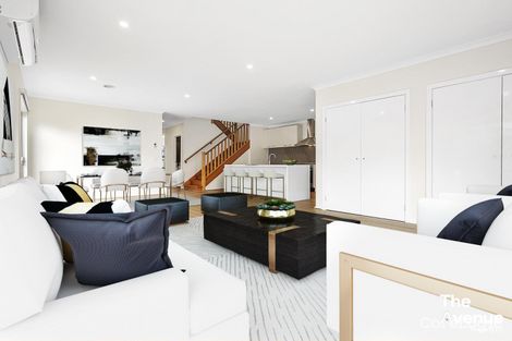 Property photo of 86 Karawarra Circuit Cranbourne North VIC 3977