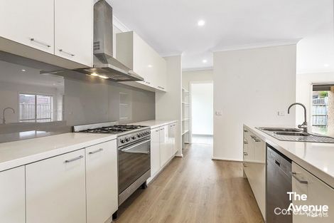 Property photo of 86 Karawarra Circuit Cranbourne North VIC 3977