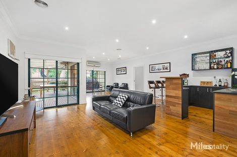 Property photo of 22 Grove Road Rosanna VIC 3084
