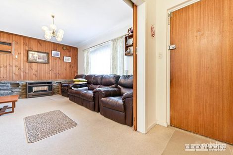 Property photo of 61 Carol Drive Para Hills SA 5096