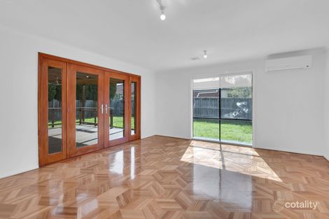 Property photo of 24 Buttercup Grove Bundoora VIC 3083