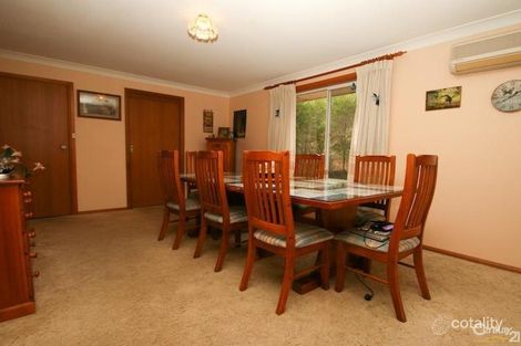 Property photo of 10 Heath Place Orange NSW 2800