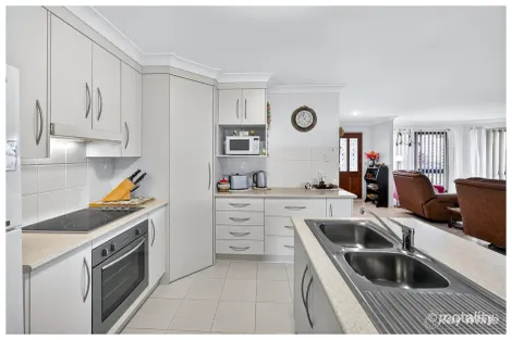 Property photo of 4 Emery Street Gracemere QLD 4702
