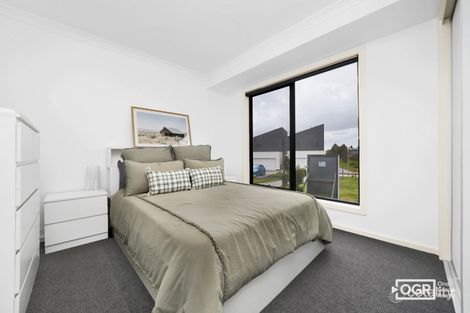Property photo of 15 Sheba Way Wollert VIC 3750