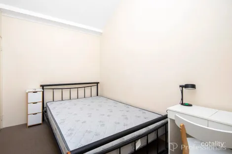 Property photo of 42 Delapre Drive Ellenbrook WA 6069
