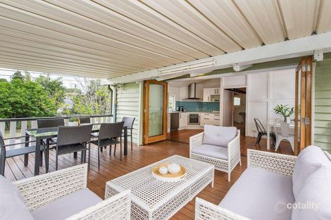 Property photo of 131 Bennetts Road Norman Park QLD 4170