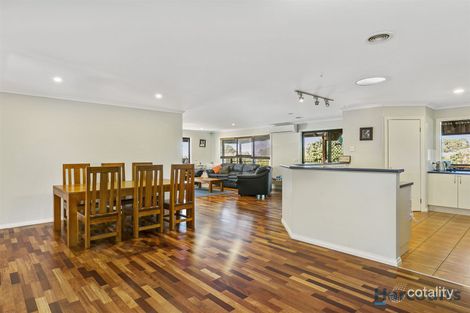 Property photo of 4 Davey Drive Drouin VIC 3818