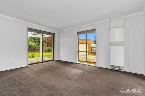 Property photo of 11 Trafalgar Crescent Lilydale VIC 3140