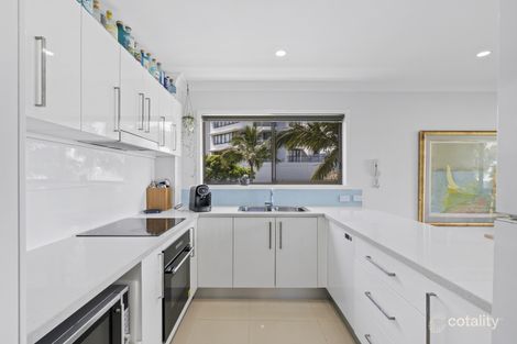 Property photo of 8/27 Labrador Street Labrador QLD 4215