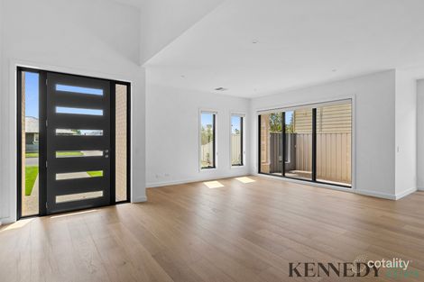 Property photo of 1/44 Ely Street Yarrawonga VIC 3730