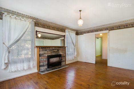 Property photo of 4 Snell Street Golden Square VIC 3555
