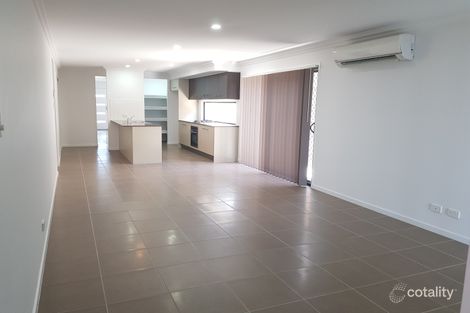 Property photo of 15 Jersey Crescent Springfield Lakes QLD 4300