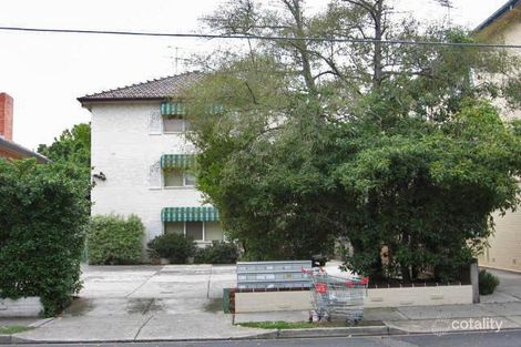 1 Ellesmere Rd, Windsor, VIC 3181