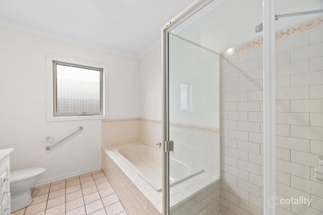 Property photo of 1/6 Glastonbury Drive Highton VIC 3216