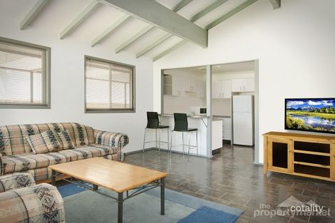 Property photo of 12 Kurraba Parade Berkeley Vale NSW 2261