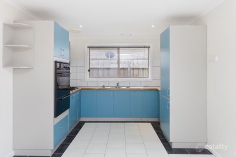 Property photo of 2/102 Grieve Parade Altona VIC 3018