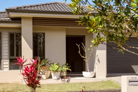202 Spinnaker Bvd, Newport, QLD 4020