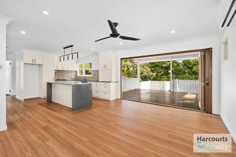 4 Besson St, Stafford Heights, QLD 4053