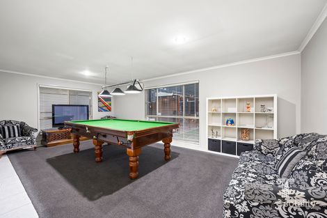 Property photo of 70 Cribb Road Carindale QLD 4152