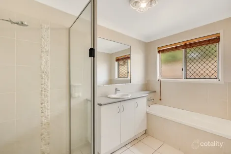 Property photo of 14 Willowburn Drive Rockville QLD 4350